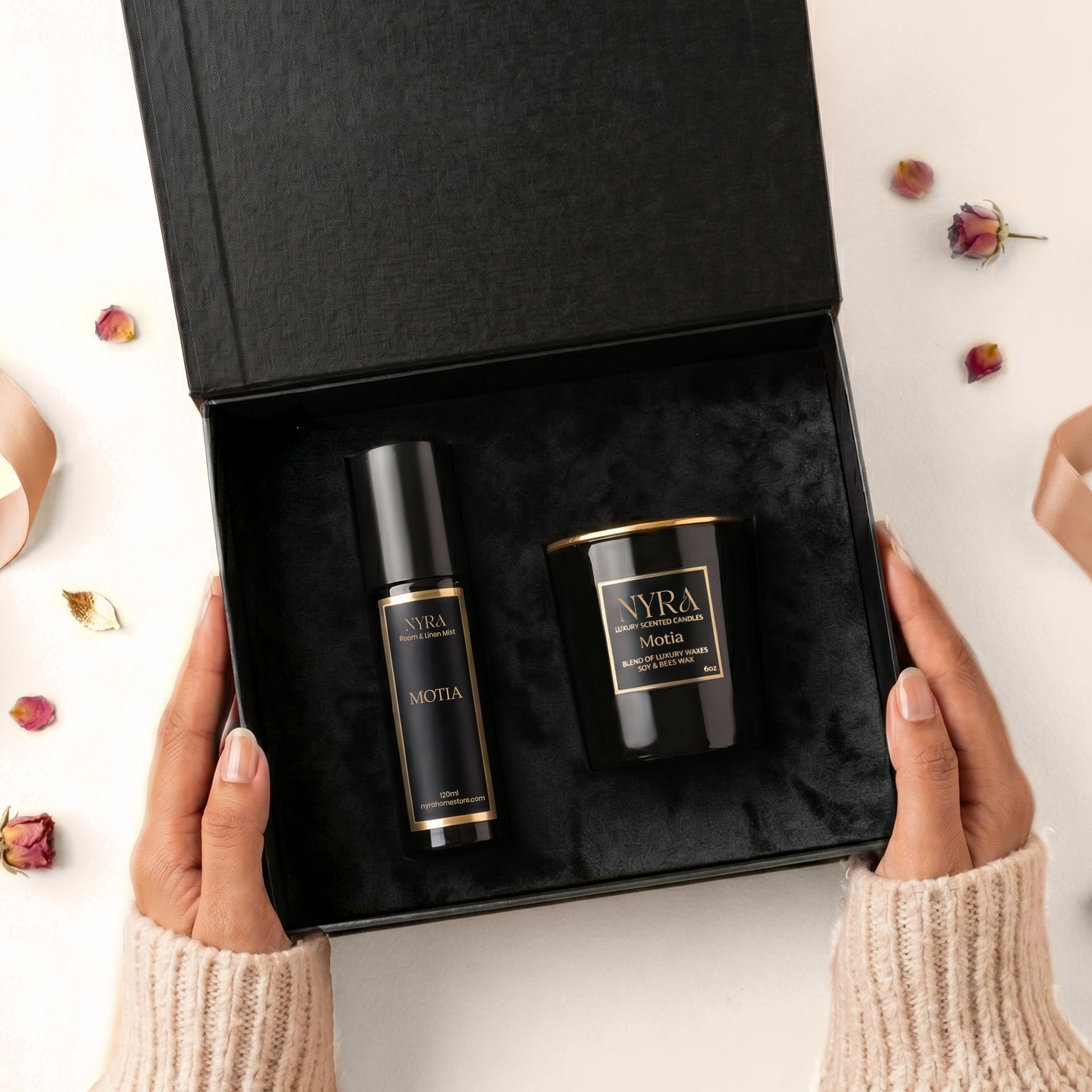 Luxe Noir Scented Candle & Room Linen Mist Gift Box | Nyra Signature Gift