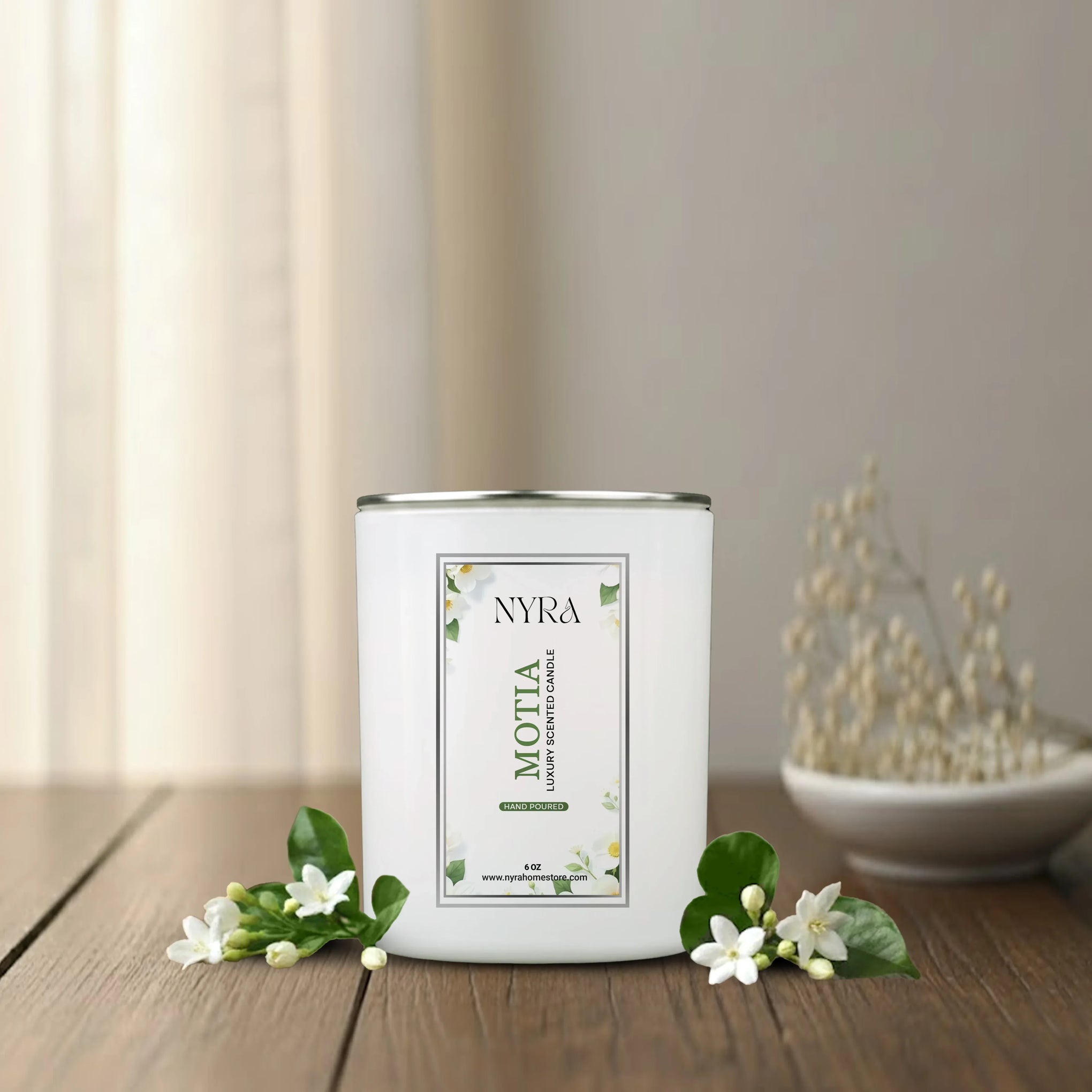 Luxe Blanc Motia Floral Essence Aroma Vessel Candle - Nyra