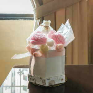 Candle Bouquet (For Karachi Only) - Image 2