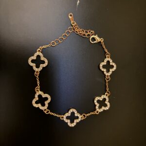 Sparkle Clove Bracelet